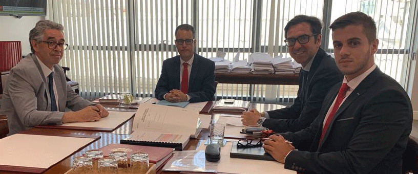 Government promotes business links between Gibraltar and the Commonwealth Government promotes business links between Gibraltar and the Commonwealth