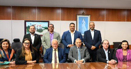 Lord Marland Meets With The New Cayman Islands Cabinet